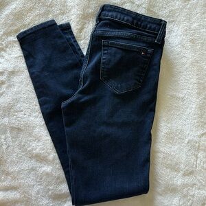Tommy Hilfiger women’s jeans. Size 6.